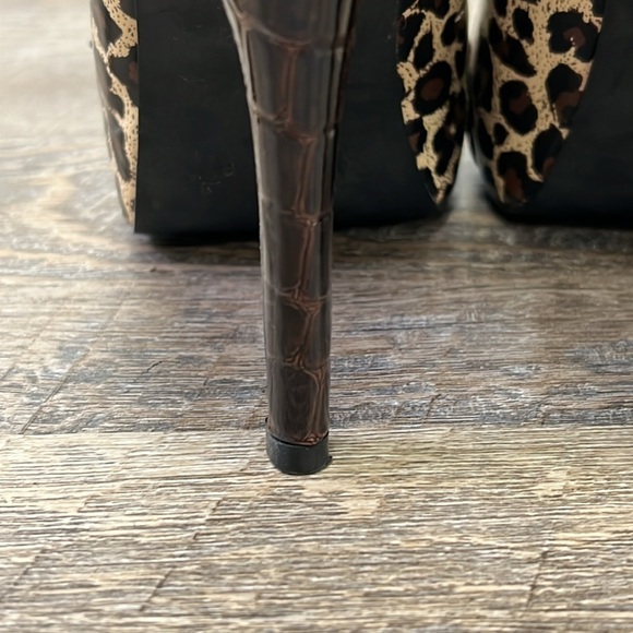 Qupid Women’s Platform Stiletto Heels in Leopard Print/ Patent Leather Size 9 - Picture 6 of 14